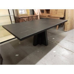 TABLE SAM TIKAMOON
