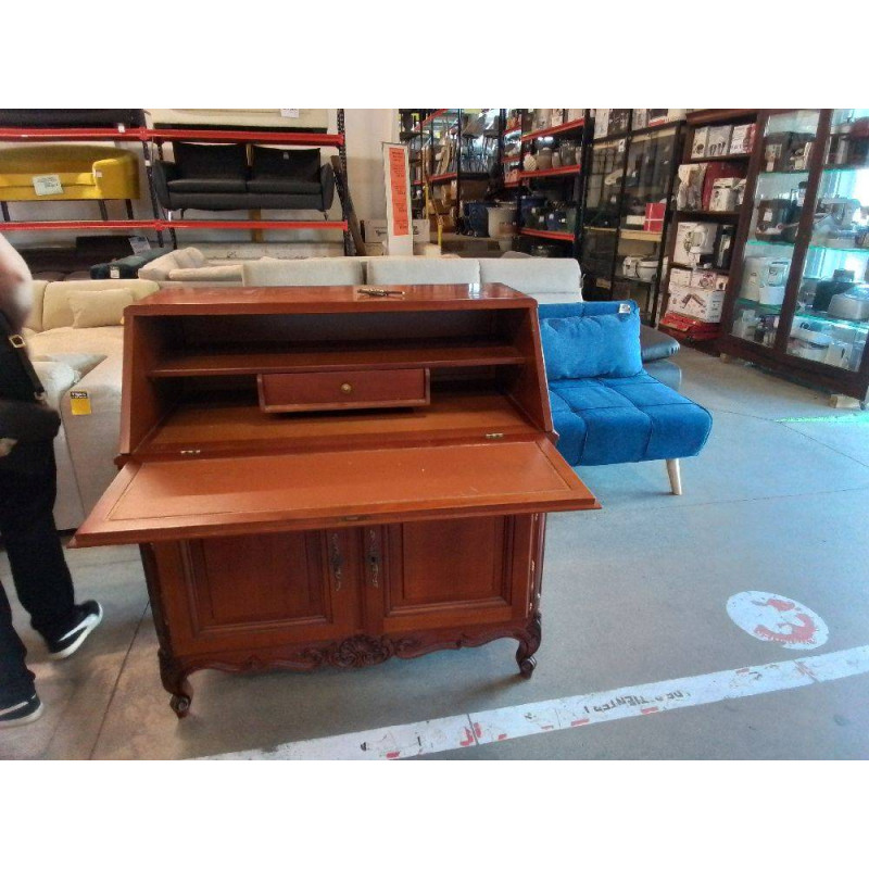 SECRETAIRE 