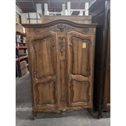 ARMOIRE STYLE LOUIS XV 