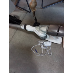ASPIRATEUR BALAI 