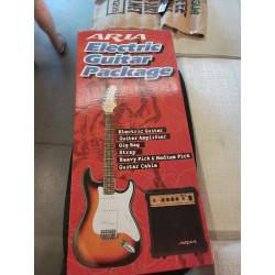 GUITARE ELECTRIQUE AVEC...