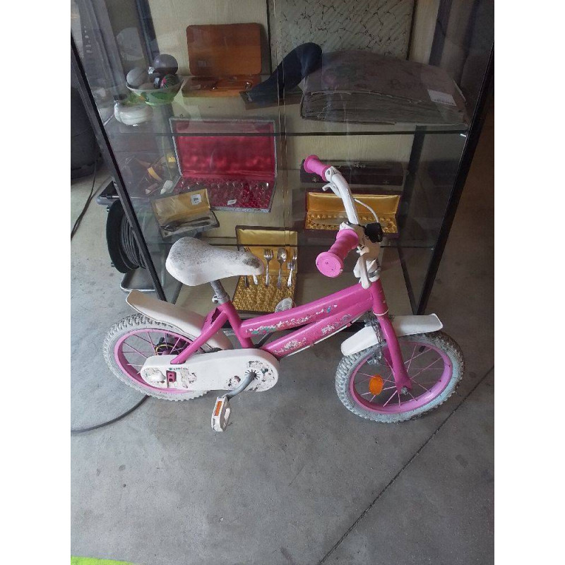 VÉLO ENFANT 