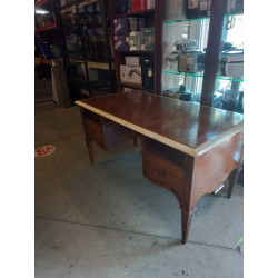 BUREAU EN L\'ÉTAT 