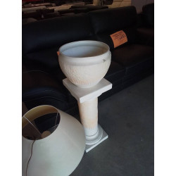 COLONNE AVEC POT