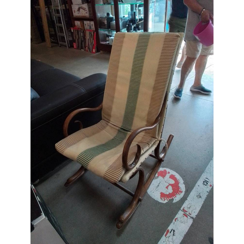 FAUTEUIL A BASCULE 