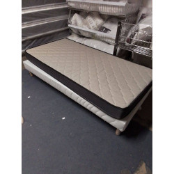 MATELAS + SOMMIER+ PIEDS...