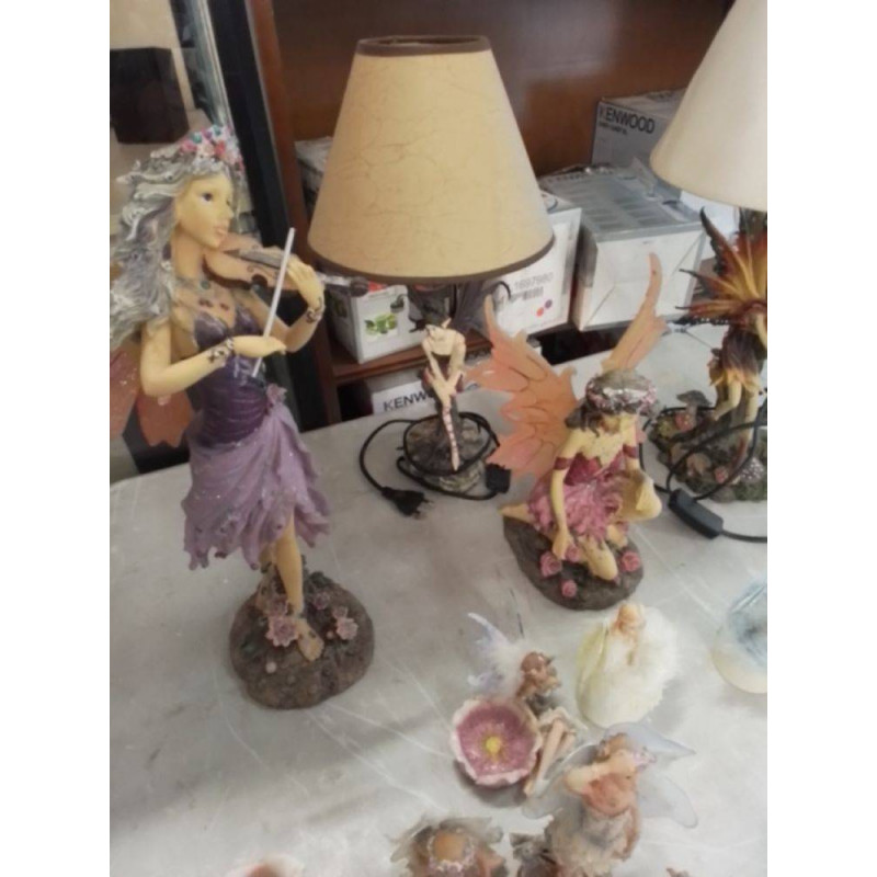 STATUETTE FEE