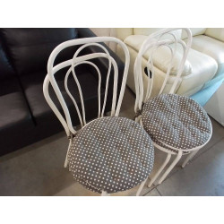 CHAISES LES 4