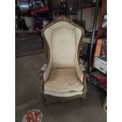 FAUTEUIL EN L\'ÉTAT 