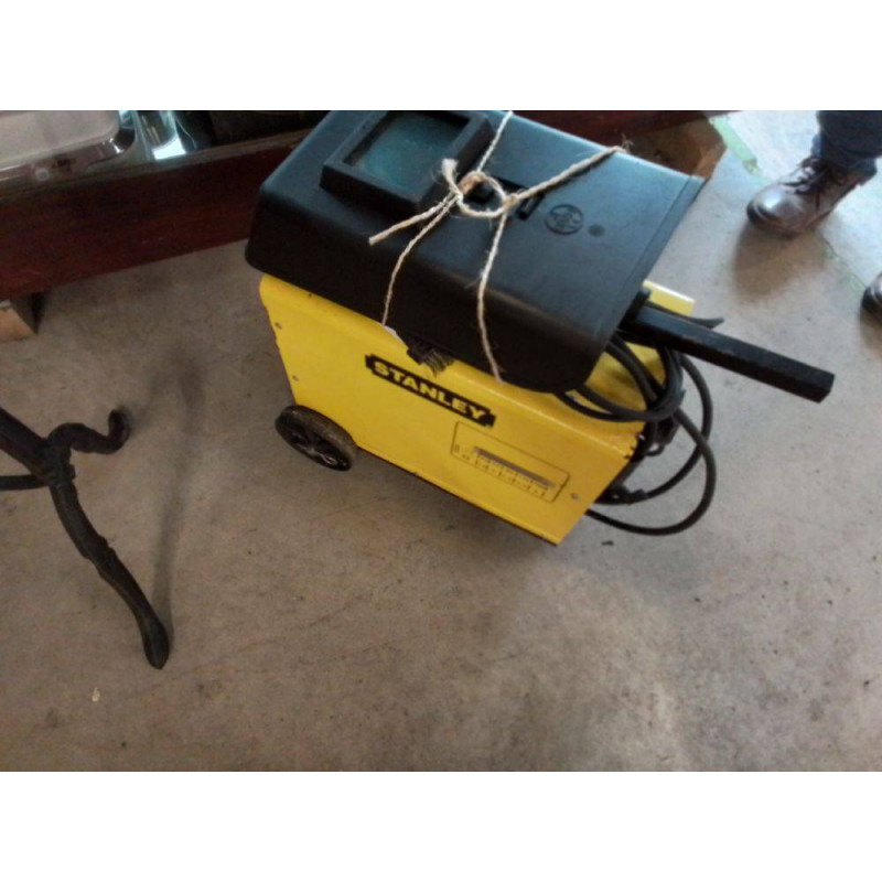 POSTE A SOUDER STANLEY 