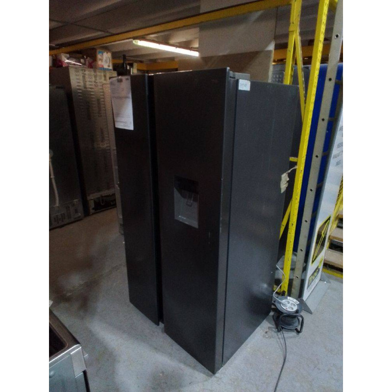 RÉFRIGÉRATEUR AMERICAIN RP631SSE0 TCL (RAYÉ)