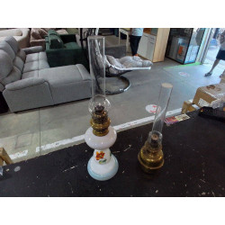 LAMPE A PETROLE 