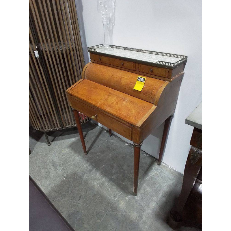 BUREAU À SYSTEME 