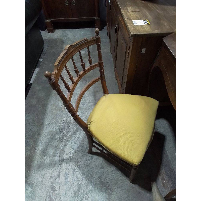 CHAISE
