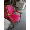 FAUTEUIL ROSE EN L’ETAT 