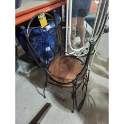 LOT DE 2 CHAISES