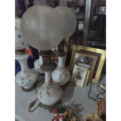PAIRE DE LAMPES À PÉTROLE 