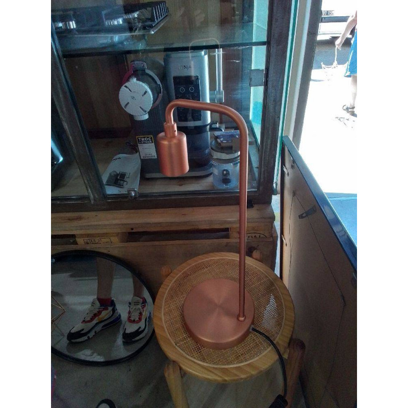 LAMPE À POSER 